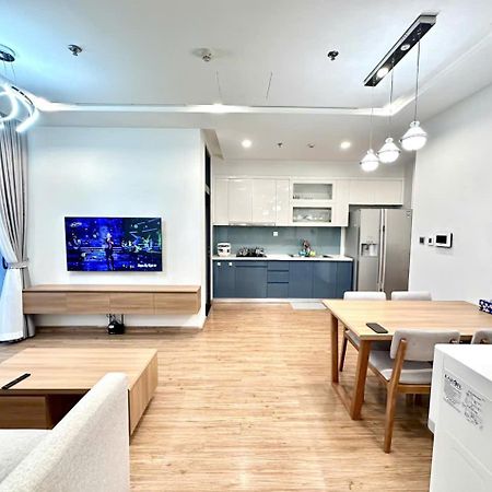 Luxury Apartment In Vinhomes Metropolis Hanoi Luaran gambar