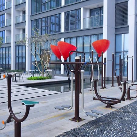 Luxury Apartment In Vinhomes Metropolis Hanoi Luaran gambar