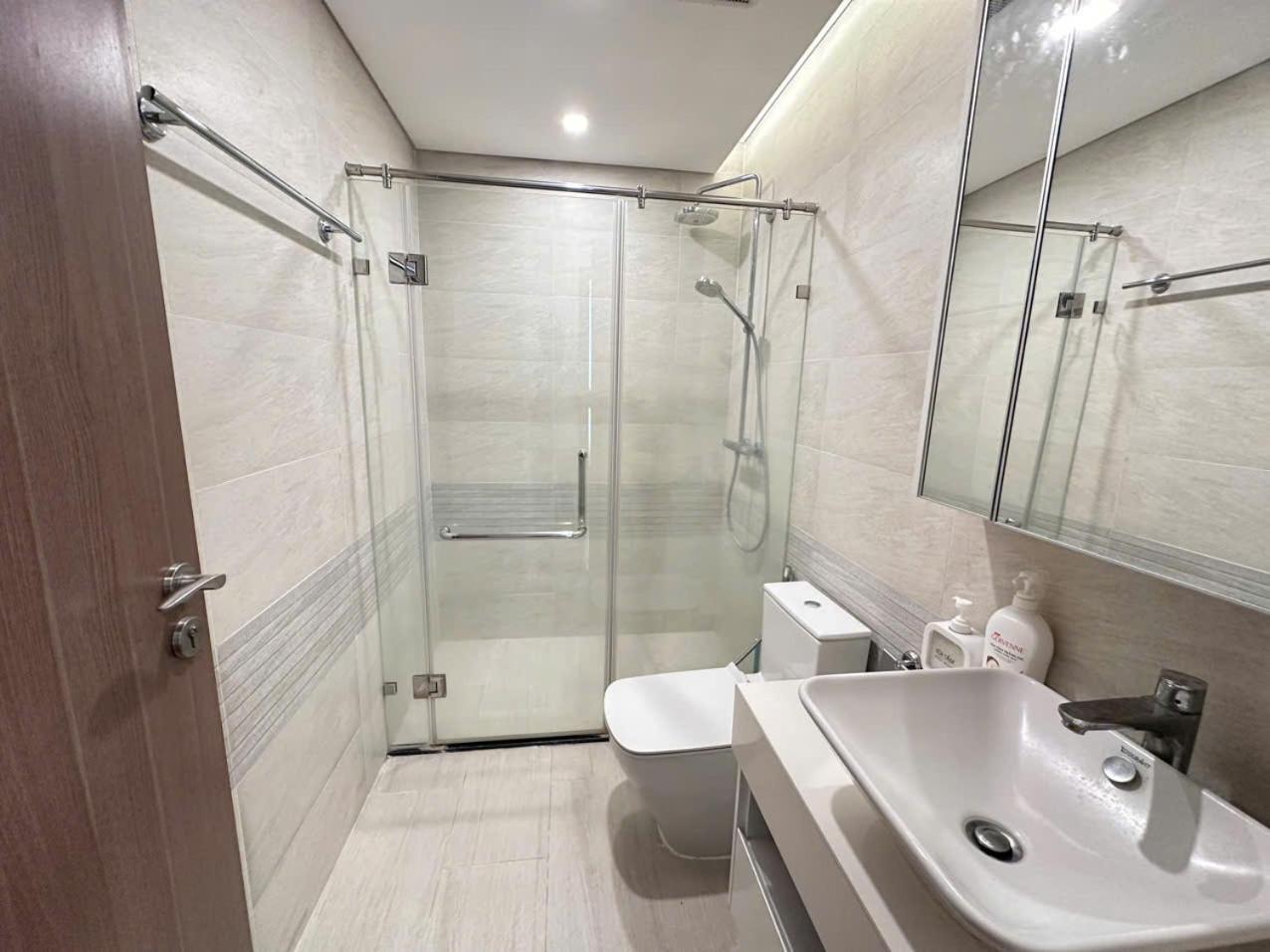 Luxury Apartment In Vinhomes Metropolis Hanoi Luaran gambar