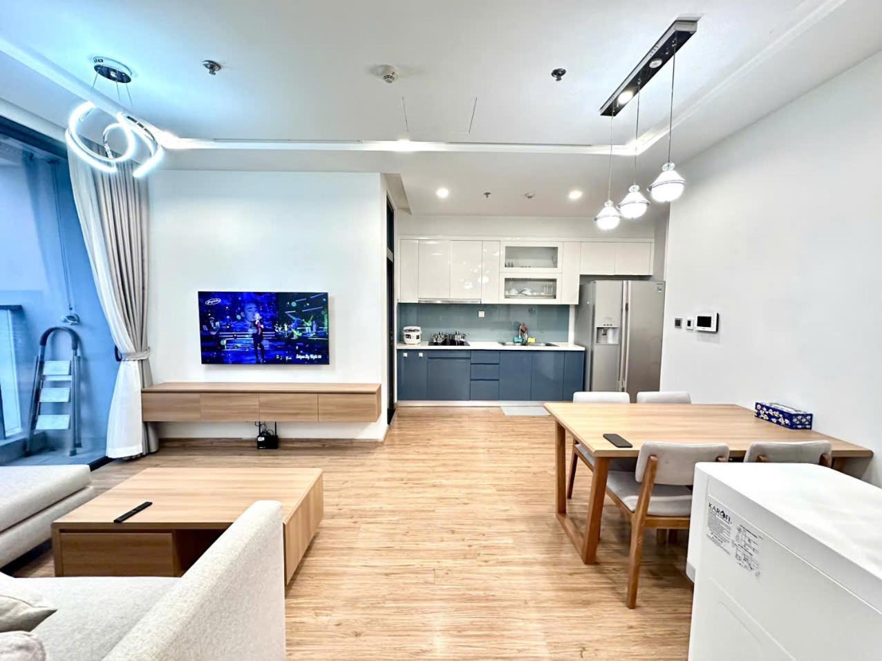 Luxury Apartment In Vinhomes Metropolis Hanoi Luaran gambar