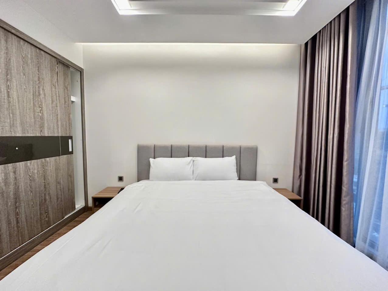 Luxury Apartment In Vinhomes Metropolis Hanoi Luaran gambar