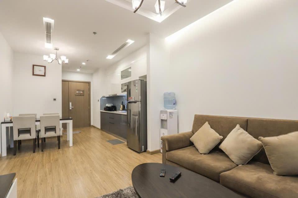 Luxury Apartment In Vinhomes Metropolis Hanoi Luaran gambar