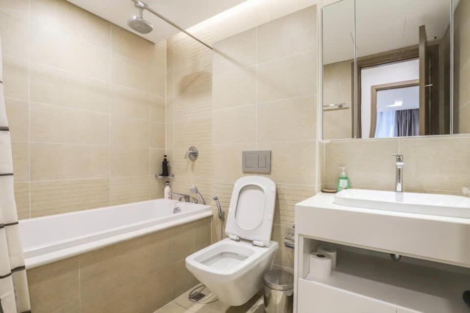 Luxury Apartment In Vinhomes Metropolis Hanoi Luaran gambar